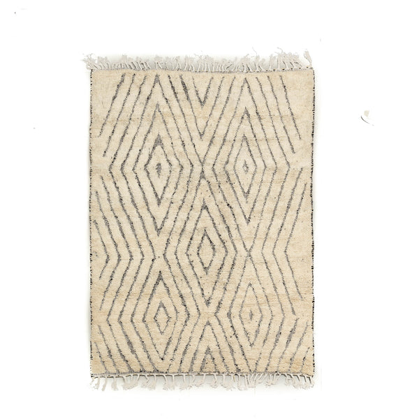 שטיח צמר | מעויינים שחור לבן