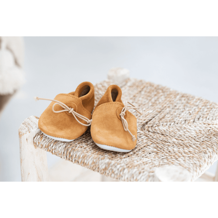 נעלי תינוק בצבע קאמל - עיצוב בסגנון מרוקאי
