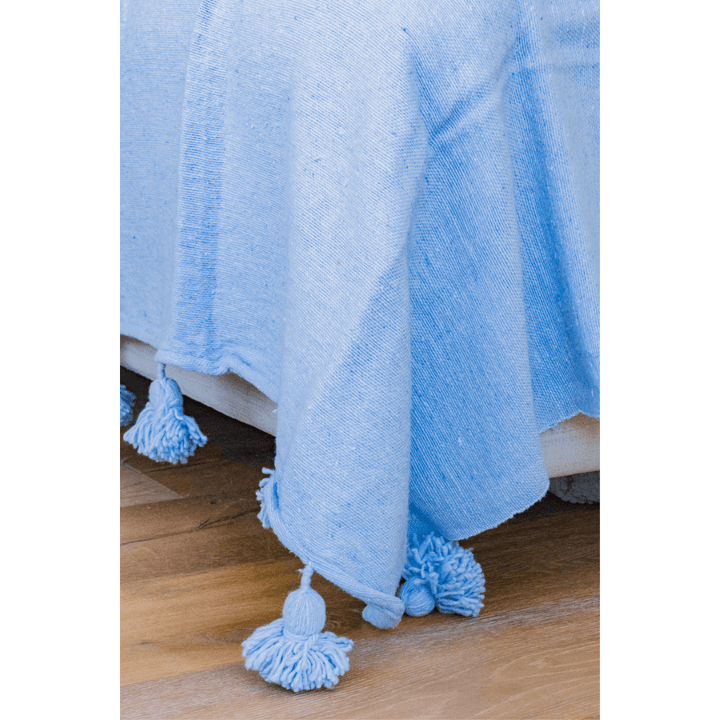 כיסוי מיטה - כחול בהיר - עיצוב בסגנון מרוקאי